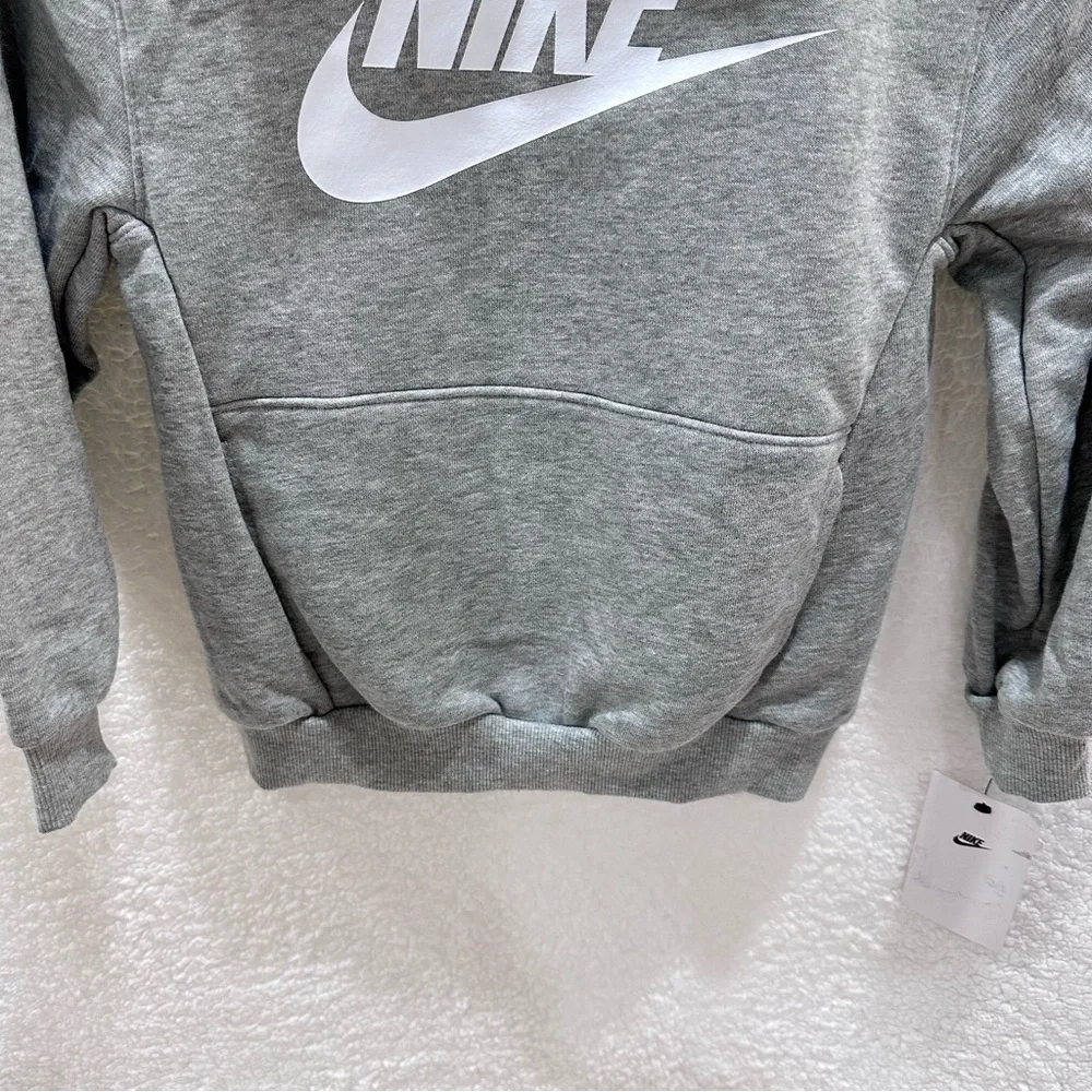 Boy’s Nike Gray Sweatshirt Hoodie
